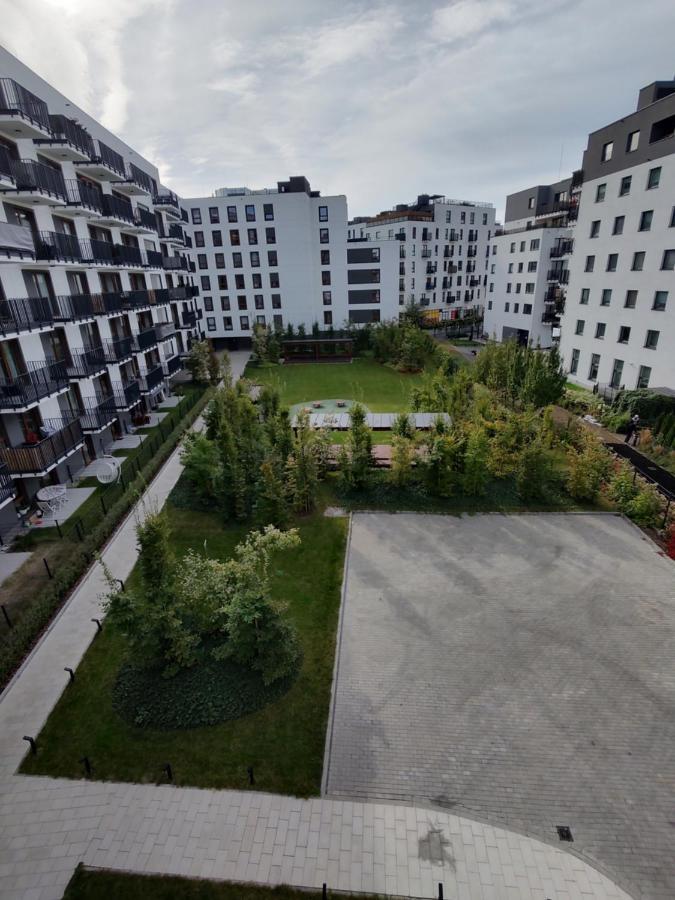 شقة Uroczy Apartament Z Miejscem Na Auto W Garazu وارسو المظهر الخارجي الصورة